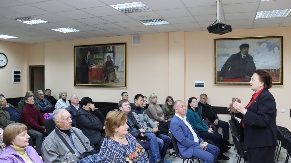 Разговор о главном. Алевтина Апарина: лидер, политик, коммунист, гордость Волгоградской области!
