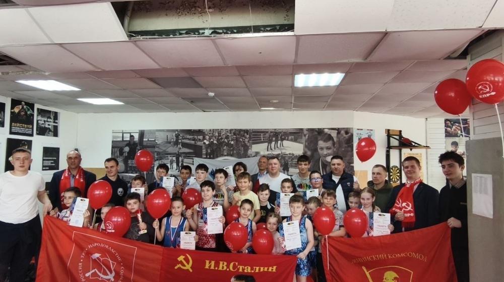 «Zа Победу!»: В Нижнем Новгороде при поддержке КПРФ прошел юношеский турнир по тайскому боксу