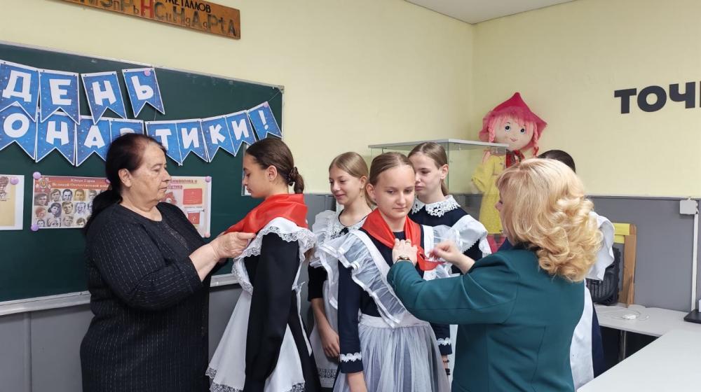 Карачаево-Черкесия: Коммунист Гагарин в наших сердцах