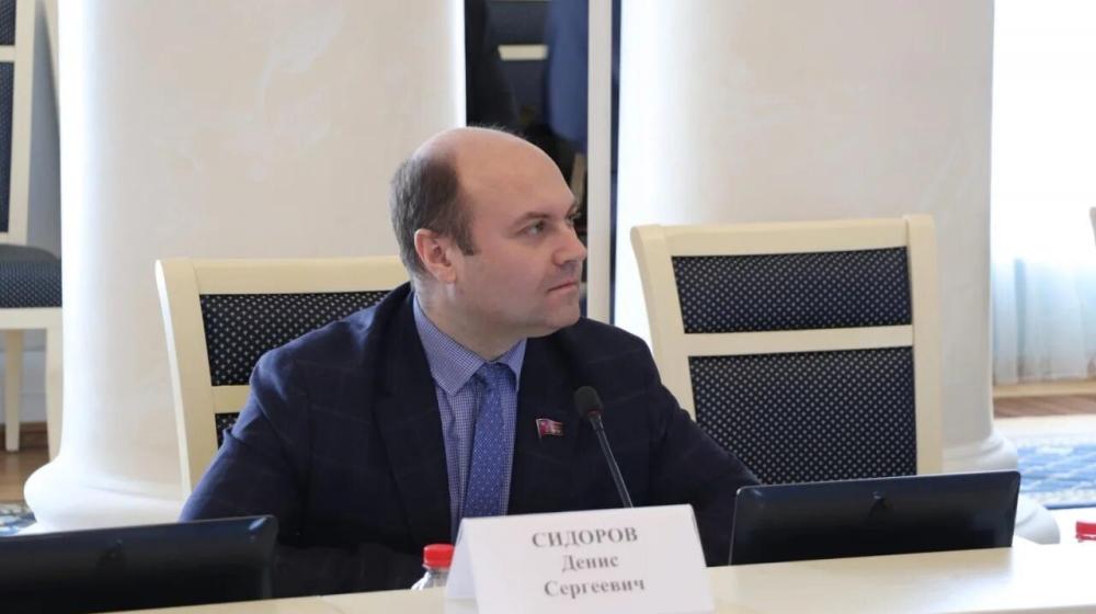 Депутат КПРФ в Рязанской областной Думе Денис Сидоров: «Рязанцы заслуживают хороших дорог»