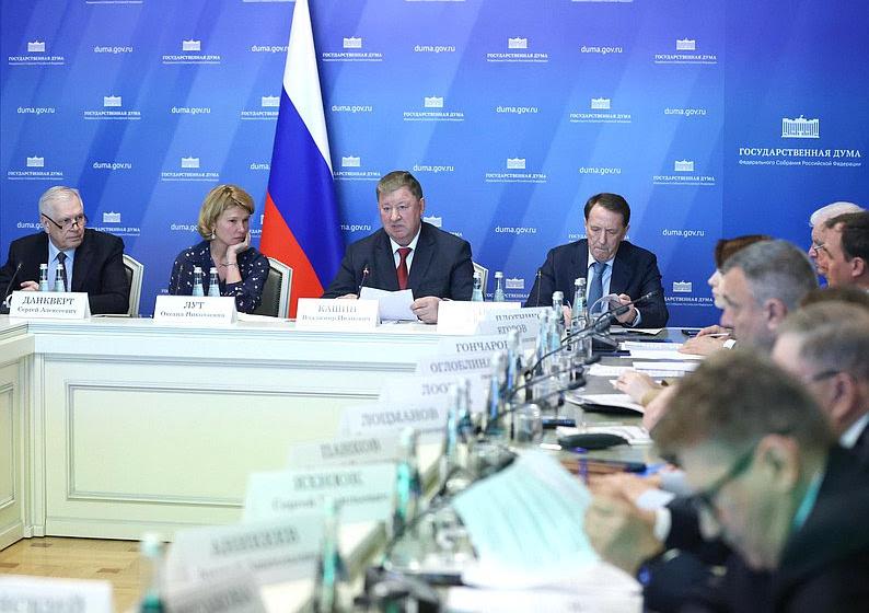 В.И. Кашин: «Комитет Госдумы по аграрным вопросам рассмотрел Национальный доклад Россельхознадзора о карантинном фитосанитарном состоянии Российской Федерации в 2025 году»