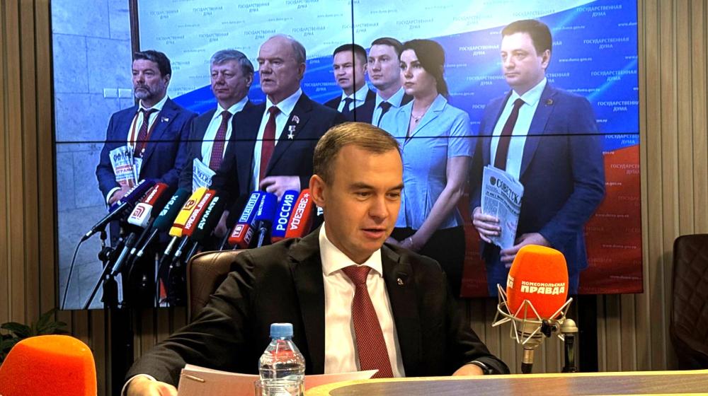Юрий Афонин в эфире радио «КП»: об Антифашистском форуме, «Программе Победы», Народном референдуме и образе будущего