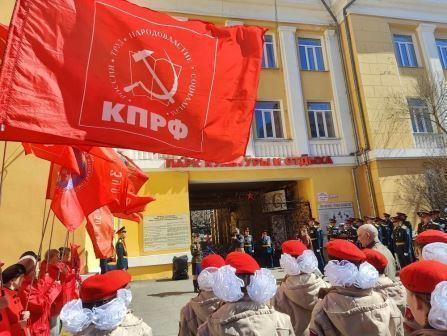 Забайкальский край. Торжественный митинг в Чите: помнить и чтить подвиг маршала Советского Союза Родиона Малиновского