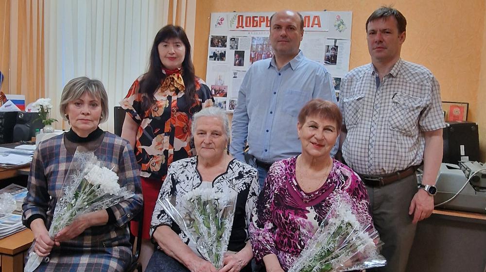Рязанские депутаты-коммунисты навестили и поздравили ветеранов