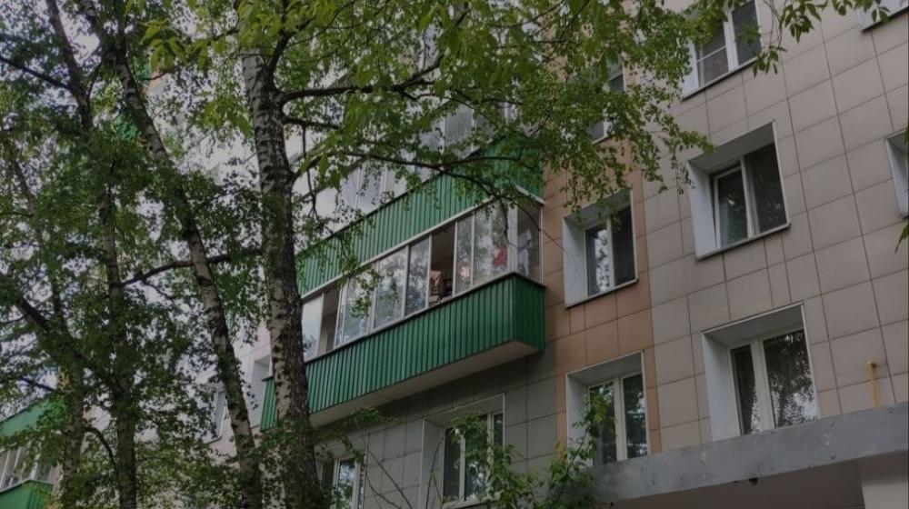 Москва. Народная приемная КПРФ в ВАО. Депутат Госдумы Сергей Обухов продолжает борьбу с коммунальными проблемами москвичей