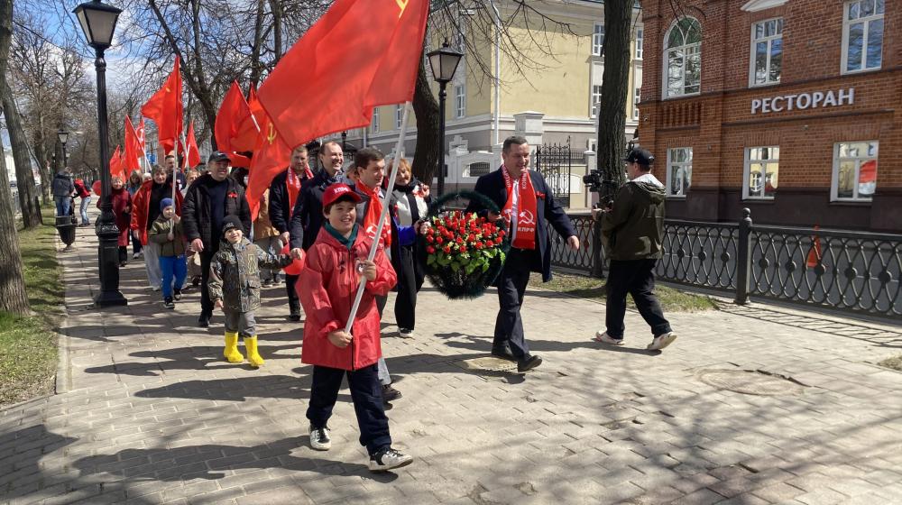 Сила трудящихся — в единстве рабочего класса! Праздник 1 Мая в Костроме
