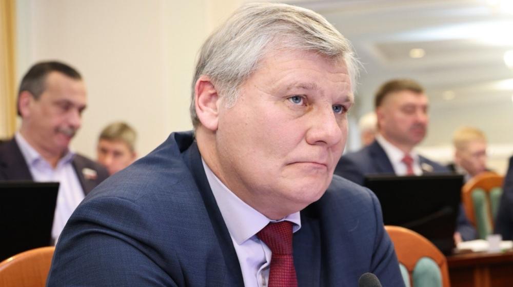 Депутат КПРФ Роман Кабешев: "Бюрократический саботаж стал причиной того, что ко Дню Победы дети войны не получат денежную выплату"