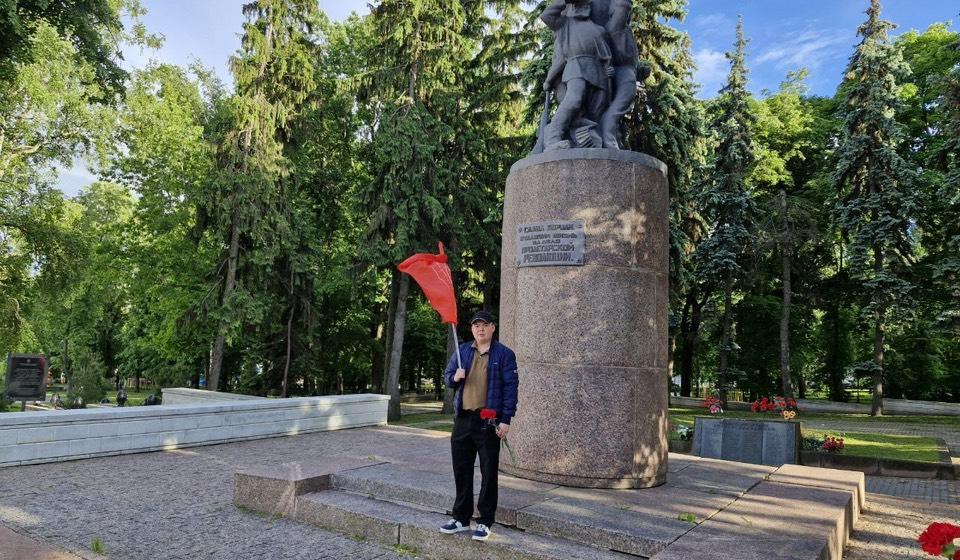 Пензенские коммунисты почтили память горожан, погибших в боях с белочехами