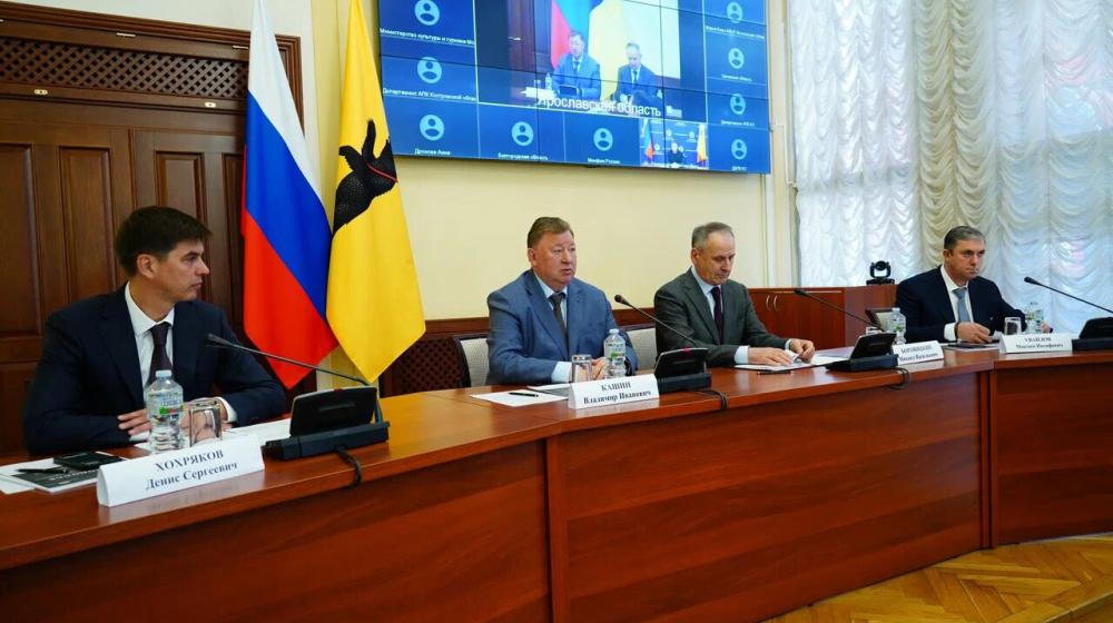 Владимир Кашин провёл круглый стол в рамках выездного заседания Комитета Государственной Думы по аграрным вопросам в Ярославле