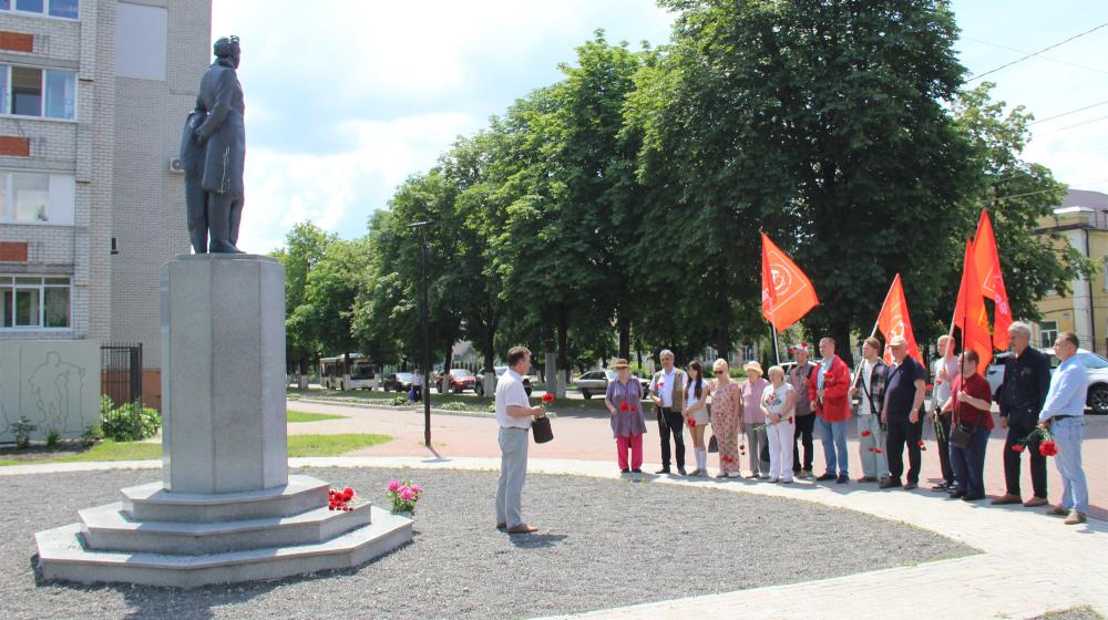 Язык Пушкина, Ленина и Гагарина должен жить! День русского языка в Брянске