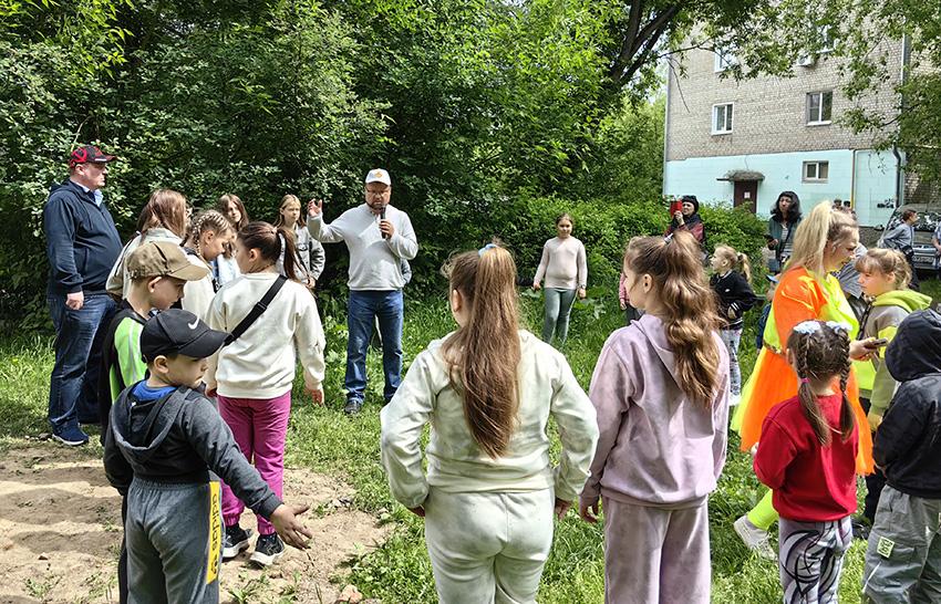Лидер ивановских коммунистов Александр Бойков: «Будущее начинается с детей!»