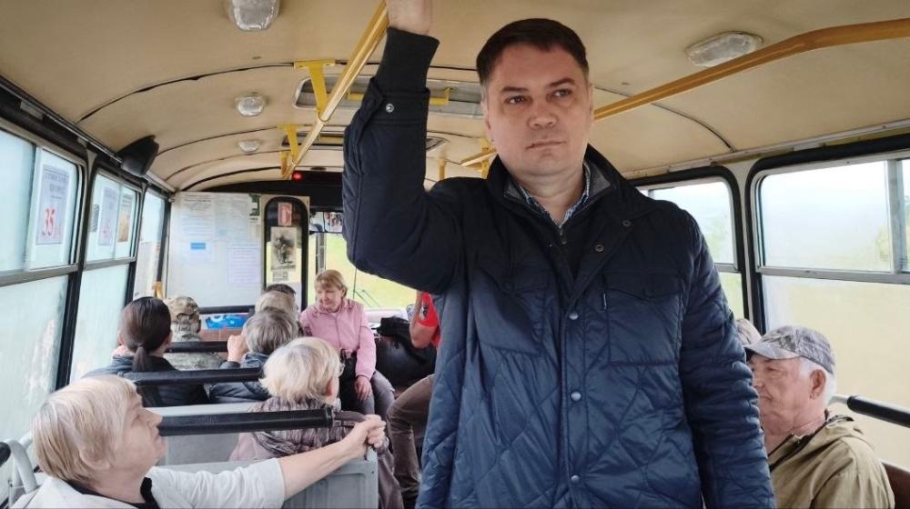 «Трясёт так, что сердце прихватывает»: Алексей Корниенко проехался с дачниками по убитой дороге в ЕАО