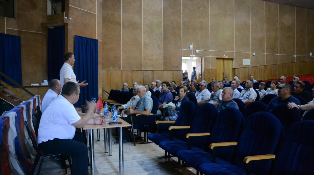 Николай Арефьев встретился с жителями Енотаевского района Астраханской области