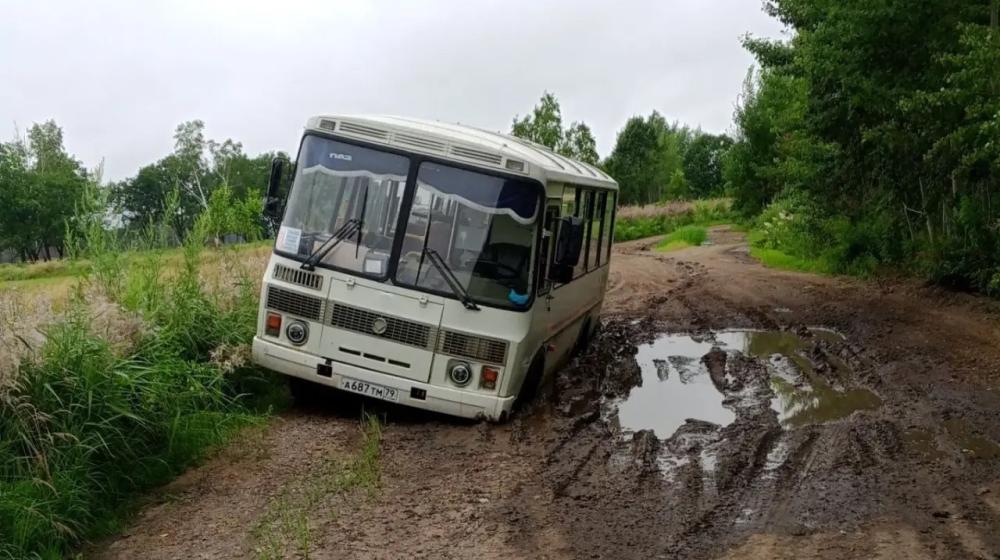 «Уже десять лет решаем»: правительство ЕАО в ответе депутату-коммунисту показало беспомощность в вопросе с дорогой на Икуринский сад
