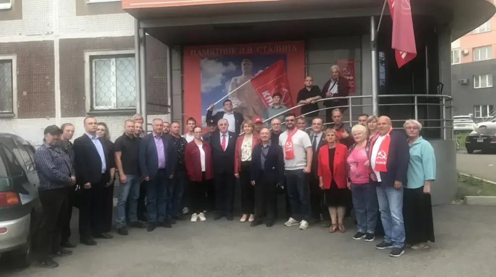 Депутат Госдумы Николай Коломейцев встретился с партийными активистами юга Кузбасса