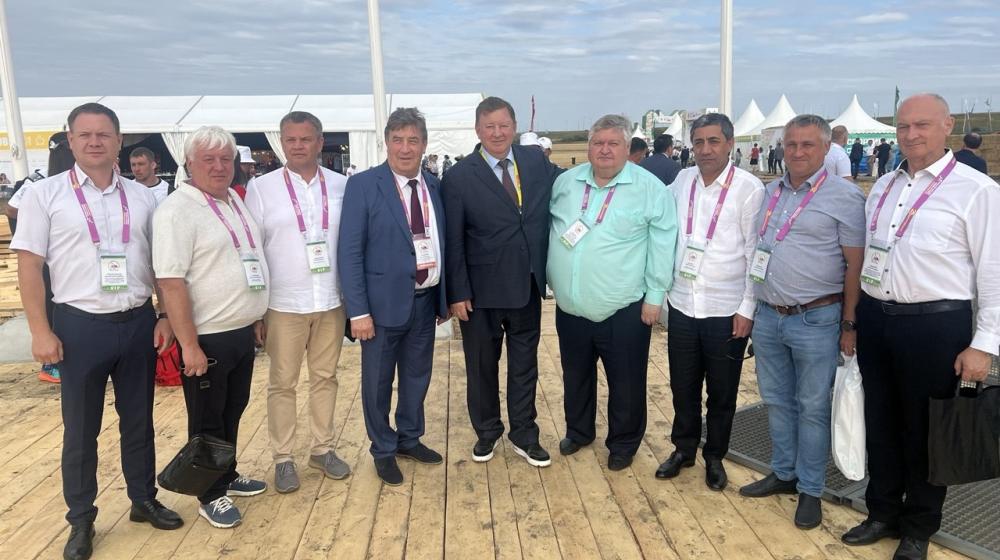 В.И. Кашин принял участие в открытии XIII Открытого чемпионата России по пахоте