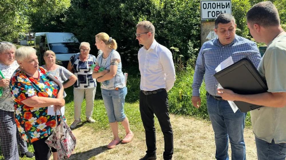 Владимир Исаков провёл встречи с жителями Юхновского и Жуковского районов  Калужской области
