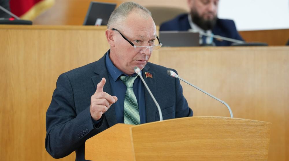Кандидат от КПРФ Александр Морозов потребовал пересчета голосов на выборах в Госдуму по Череповецкому избирательному округу №89