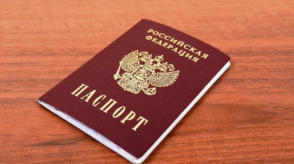 Права ребенка защищены: депутат Госдумы Сергей Казанков помог сыну матери-одиночки получить паспорт