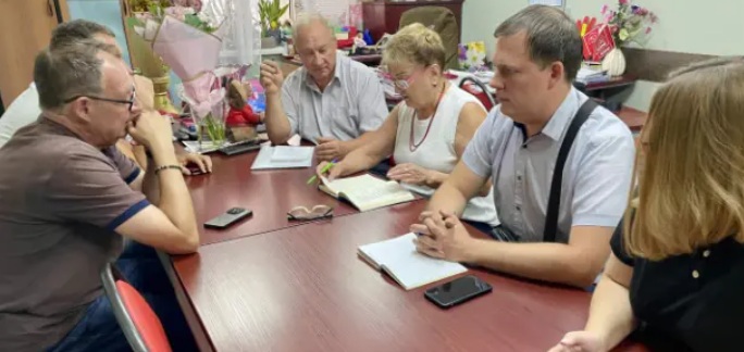 В Саратовском обкоме КПРФ прошло очередное заседание штаба по подготовке к выборам депутатов Госдумы и депутатов органов местного самоуправления