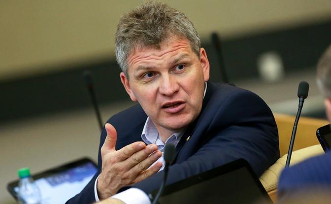 В КПРФ призвали повысить налог на сверхдоходы до 45%: Алексей Куринный жёстко раскритиковал предложение переложить нагрузку на все отрасли