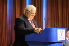 K. K. Tajszajev gratulált az MGIMO elsőéves hallgatóinak, és diákigazolványokat adott át nekik.