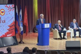 Иван Мельников выступил в МГИМО: Образование имеет ключевое значение для российско-китайских отношений