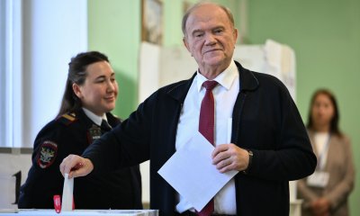 Г.А. Зюганов проголосовал на избирательном участке в Школе № 1574