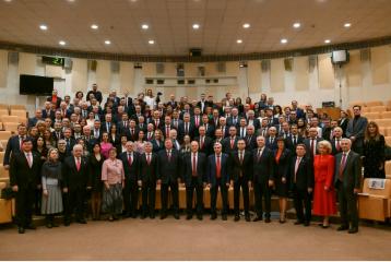 Под председательством Г.А. Зюганова состоялось итоговое в 2025 году заседание фракции КПРФ в Госдуме и секретариата ЦК КПРФ