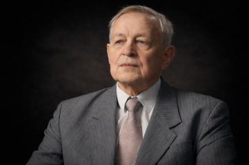 Памяти Юрия Васильевича Емельянова