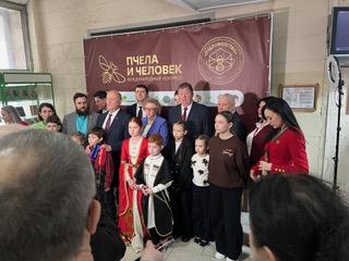 Владимир Кашин принял участие и выступил с базовым докладом на Международном конгрессе «Пчела и человек – 2026»