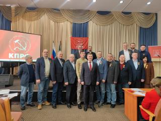 «Чтобы победить, надо бороться!»: Новосибирские коммунисты начали подготовку к выборам в Госдуму