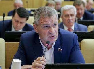 «Денег по-прежнему нет. И это главная беда». А.В. Куринный о новой стратегии в российском здравоохранения до 2030 года