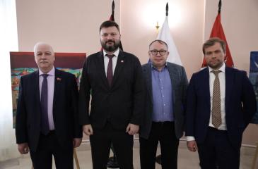 Коммунисты Москвы открыли выставку «Мечта Палестины 2026»