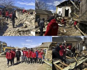 Дагестан. Коммунисты и комсомольцы пришли на помощь жителям Мамедкалы после разрушительного наводнения