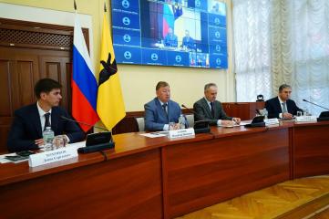 Владимир Кашин провёл круглый стол в рамках выездного заседания Комитета Государственной Думы по аграрным вопросам в Ярославле