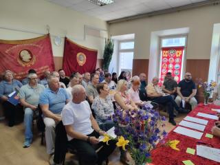 Подмосковные коммунисты: Наш труд посвящен Родине и трудовому народу!