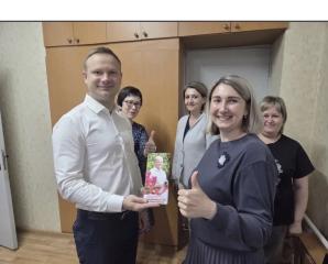 Депутат Госдумы фракции КПРФ Владимир Исаков в Международный день защиты детей посетил Социально-реабилитационный центр для несовершеннолетних в Тульской области