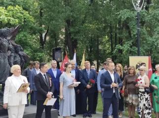 Владимир Исаков выступил на торжественно митинге в честь 100-летия Героя Краснодона Олега Кошевого