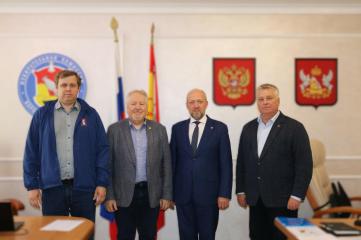 Сергей Обухов в Воронеже: встреча с руководителем облизбиркома, депутатские запросы по топливной проблеме и участие в работе бюро обкома КПРФ