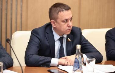 Айрат Гибатдинов предложил реальные меры для решения кадрового дефицита в здравоохранении