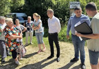 Владимир Исаков провёл встречи с жителями Юхновского и Жуковского районов  Калужской области