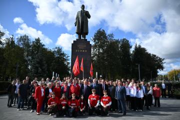 Геннадий Зюганов прибыл с рабочим визитом в подмосковный Подольск