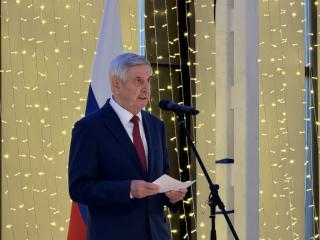 Иван Мельников выступил на приеме по случаю   78-й годовщины образования КНДР