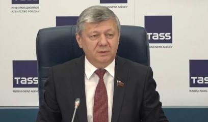 Дмитрий Новиков: Система ЖКХ движется к коллапсу, а олигархи считают дивиденды