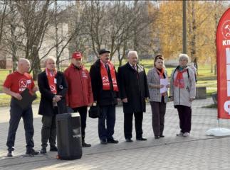 КПРФ провела митинг в Костино под Кировом: о проблемах ЖКХ, выборах и реформе МСУ