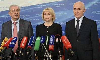 Защита прав граждан и возрождение малой авиации. Николай Осадчий, Ксения Айтакова и Юрий Синельщиков развернули альтернативную повестку КПРФ в Госдуме