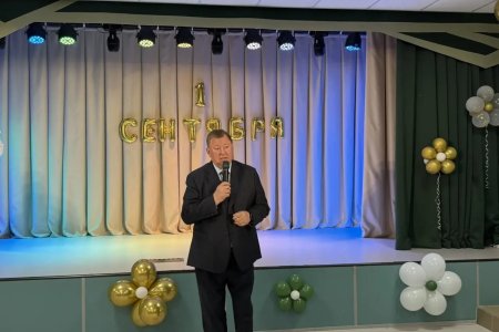Владимир Кашин поздравил студентов Луховицкого аграрно-промышленного техникума с Днём знаний