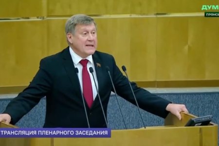 Замороженная стройка и сырьевой тупик: Анатолий Локоть о главных просчетах Минфина