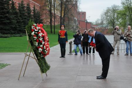 Известный православный богослов дал отпор церковным либералам, посягающим на память о Победе: Надо разобраться от чьего лица вещают некоторые люди в рясах